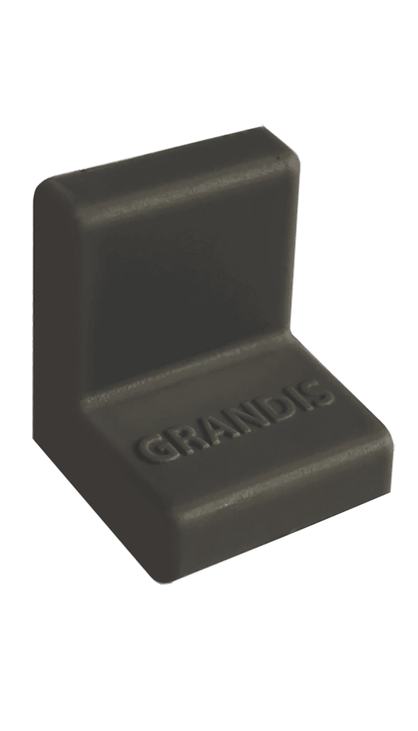 черный
