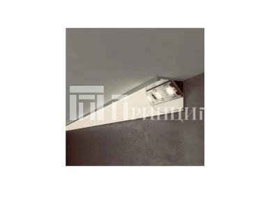 Uglovoi aliuminievyi profil` s ekranom 2000h16x16mm v upakovke