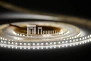 lenta_svetodiodnaya_aq_led_line_2835_120_led_m_12v_9_6w_m_8_mm_ip20_neytralnyy_belyy_5_m_133429-1