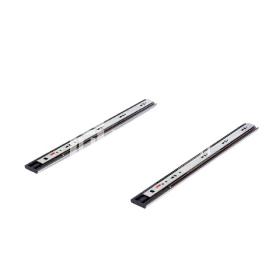 С доводчиком